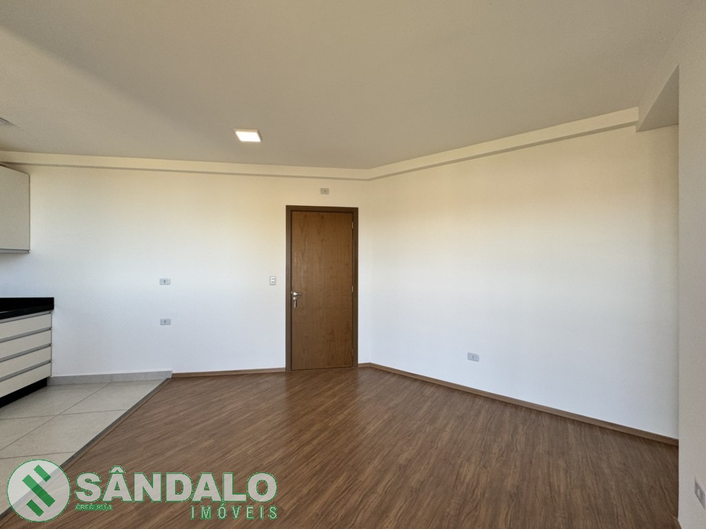 Apartamento para locacao no Jardim Santa Rosa em Maringa com 0m² por R$ 2.860,00