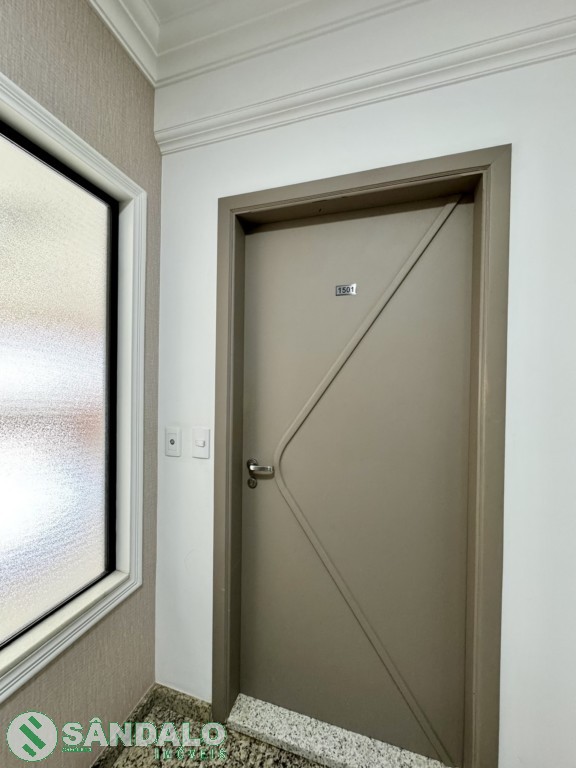 Apartamento para locacao no Zona 01 em Maringa com 346,01m² por R$ 10.230,00