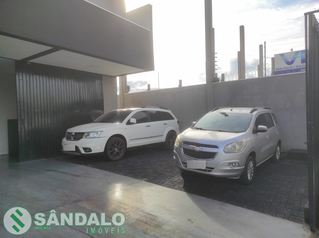 Barracão para venda no Jardim Portugal em Maringa com 707,49m² por R$ 2.700.000,00