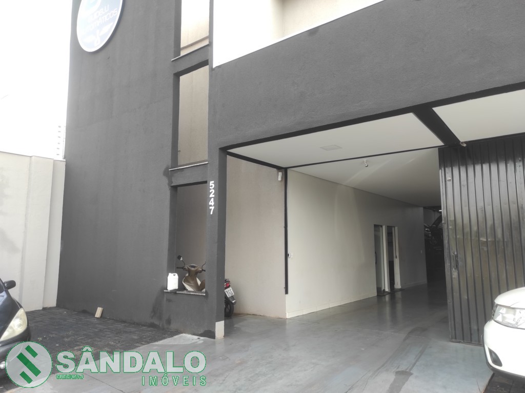 Barracão para venda no Jardim Portugal em Maringa com 707,49m² por R$ 2.700.000,00