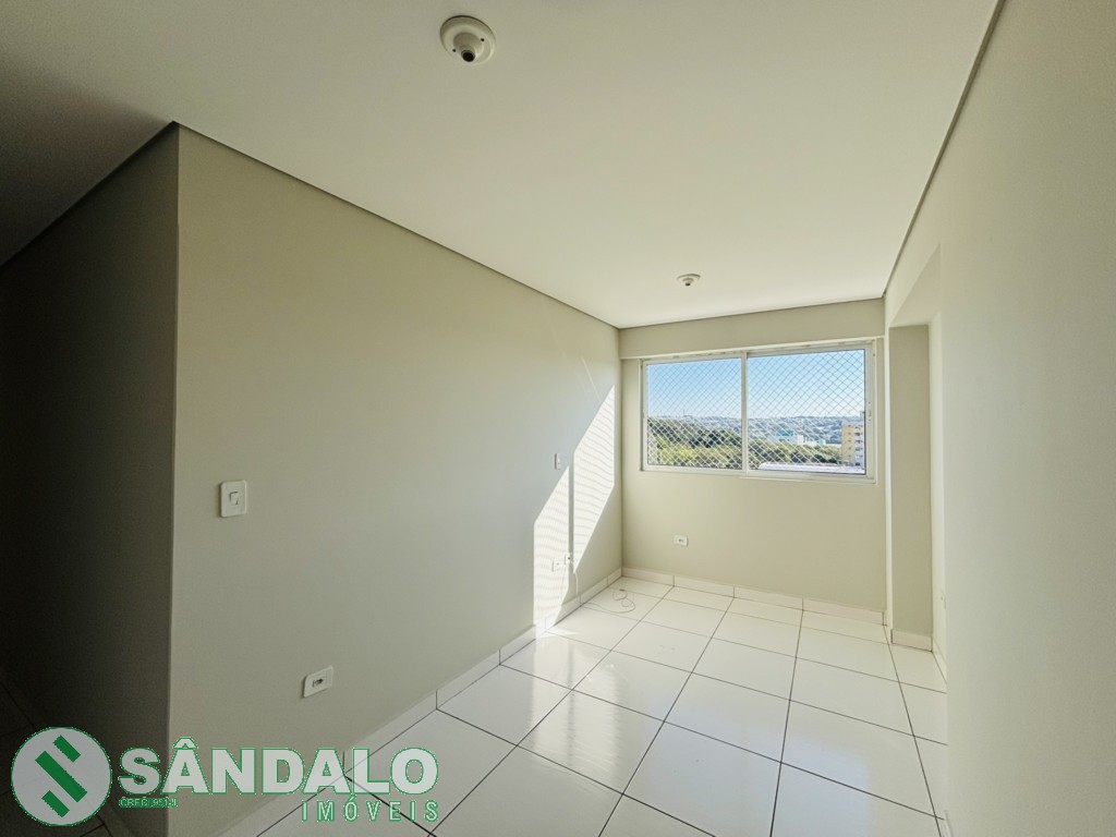 Apartamento para locacao no Vila Vardelina em Maringa com 95,68m² por R$ 1.650,00