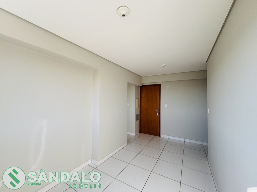 Apartamento para locacao no Vila Vardelina em Maringa com 95,68m² por R$ 1.650,00