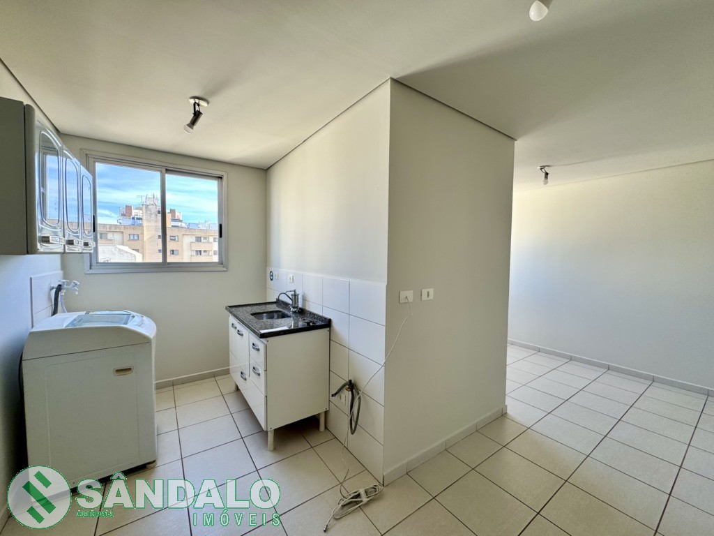 Apartamento para locacao no Zona 07 em Maringa com 55,38m² por R$ 1.210,00