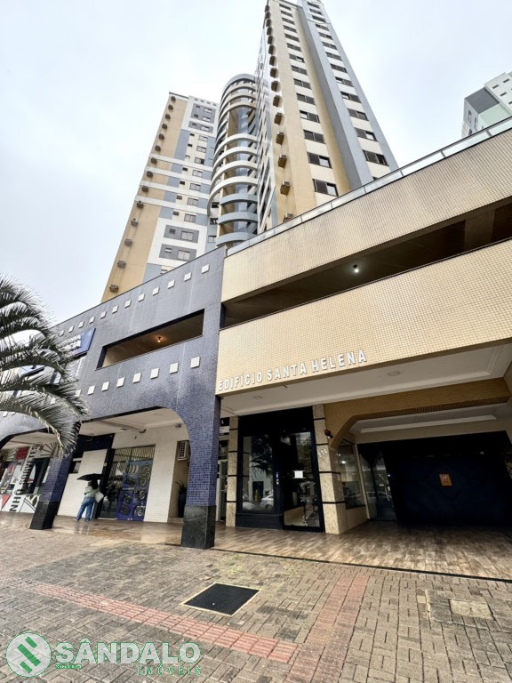 Apartamento para locacao no Zona 01 em Maringa com 92,57m² por R$ 1.815,00