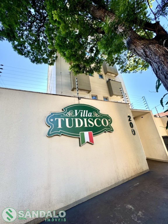 Apartamento para locacao no Vila Esperanca em Maringa com 0m² por R$ 990,00