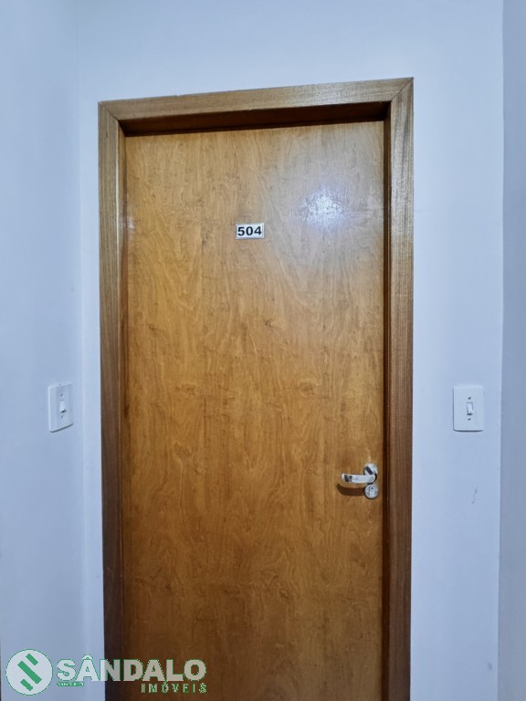 Apartamento para locacao no Vila Esperanca em Maringa com 0m² por R$ 990,00