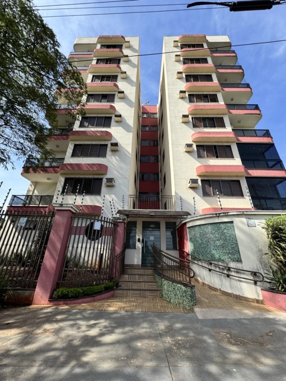 Apartamento para venda no Vila Morangueira em Maringa com 127,32m² por R$ 450.000,00