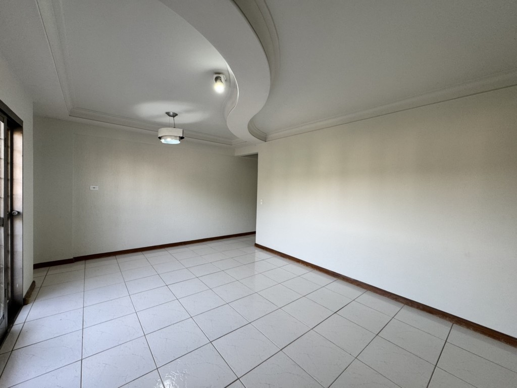 Apartamento para venda no Vila Morangueira em Maringa com 127,32m² por R$ 450.000,00