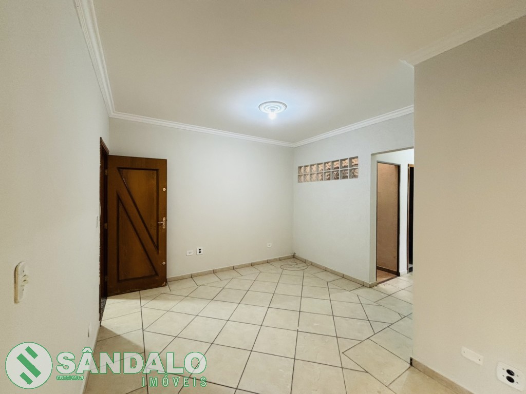 Sobreloja para locacao no Parque Residencial Cidade Nova em Maringa com 0m² por R$ 2.420,00