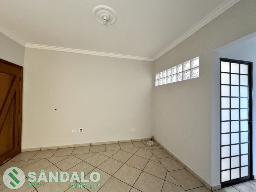 Sobreloja para locacao no Parque Residencial Cidade Nova em Maringa com 0m² por R$ 2.299,00
