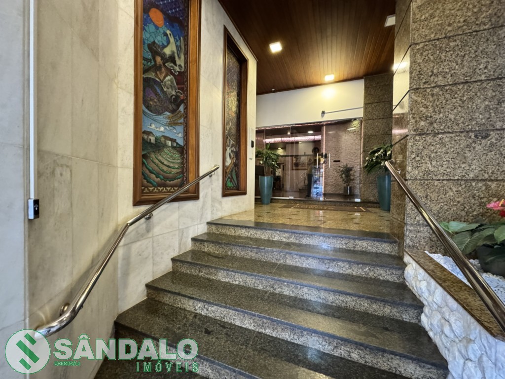 Apartamento para locacao no Zona 01 em Maringa com 0m² por R$ 4.180,00