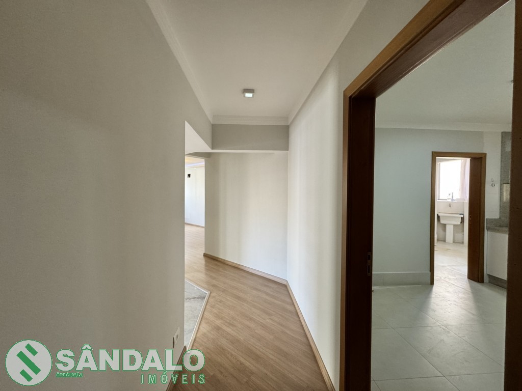 Apartamento para locacao no Zona 01 em Maringa com 0m² por R$ 4.180,00