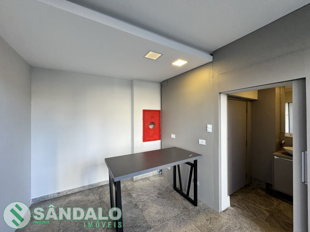 Sala Comercial para locacao no Zona 01 em Maringa com 0m² por R$ 3.520,00