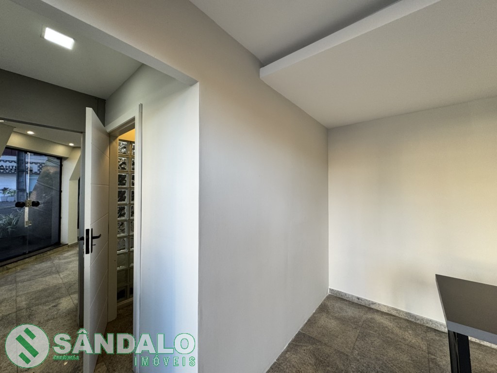 Sala Comercial para locacao no Zona 01 em Maringa com 0m² por R$ 3.520,00