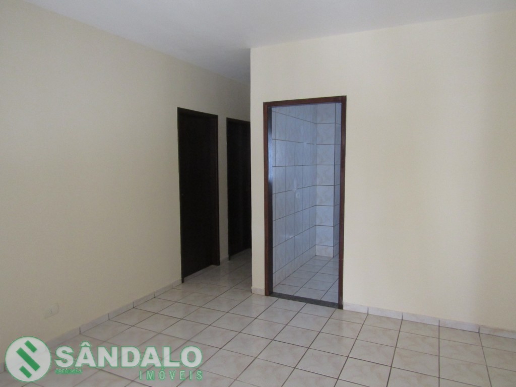 Casa para venda no Jardim Sao Jorge em Maringa com 193,8m² por R$ 350.000,00