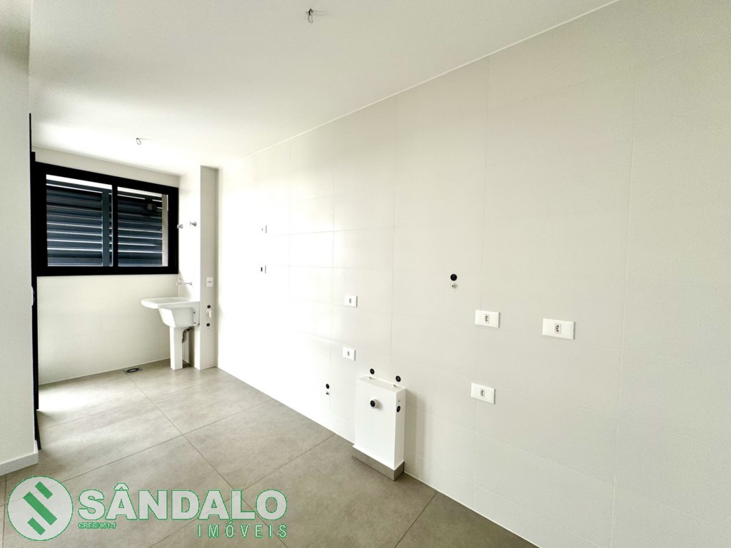 Apartamento para locacao no Vila Bosque em Maringa com 184m² por R$ 5.500,00