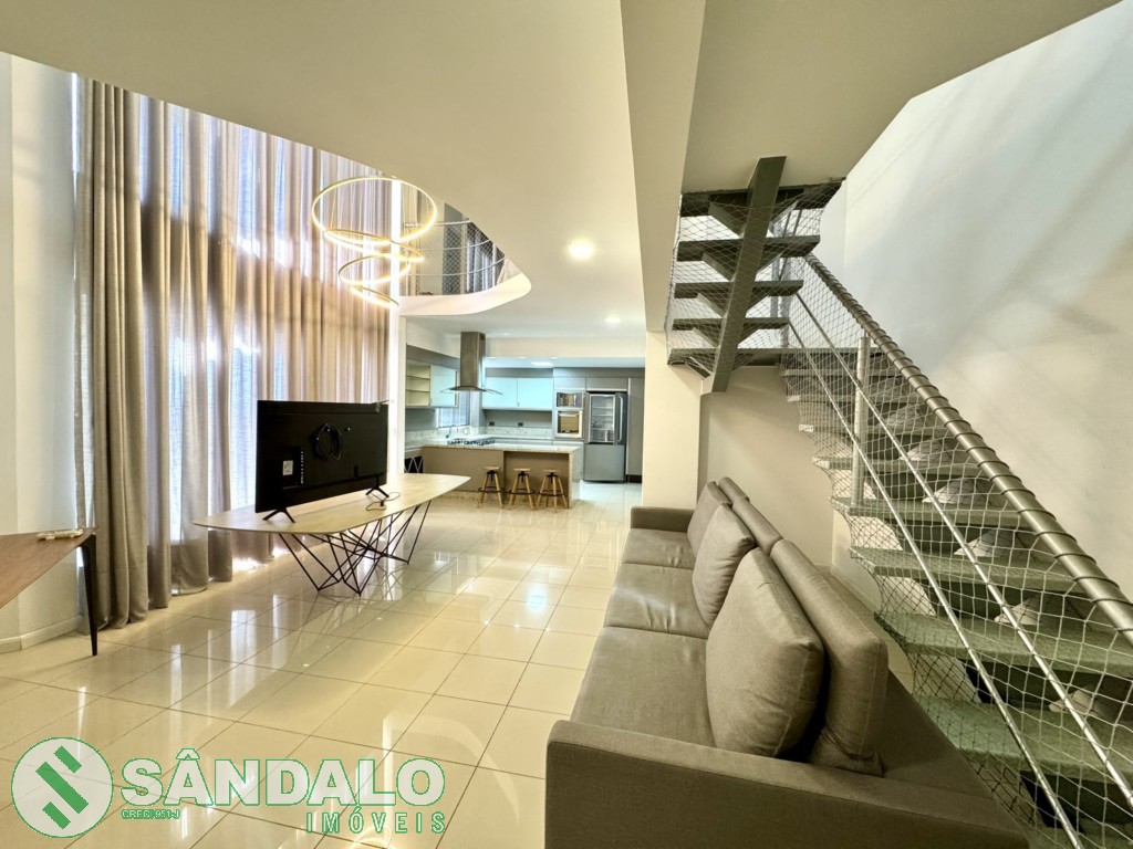 Apartamento para locacao no Zona 07 em Maringa com 0m² por R$ 5.500,00