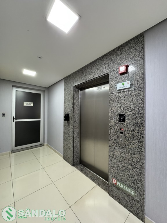 Apartamento para locacao no Zona 03 em Maringa com 0m² por R$ 2.860,00