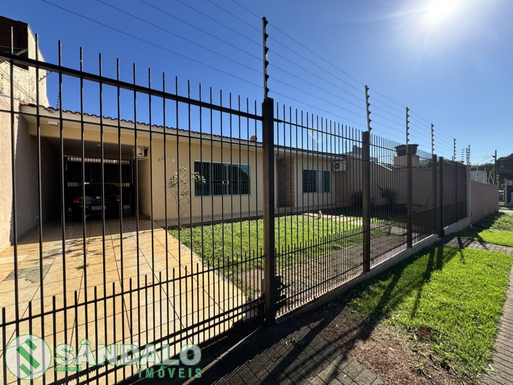 Casa para venda no Zona 04 em Maringa com 624,8m² por R$ 1.650.000,00