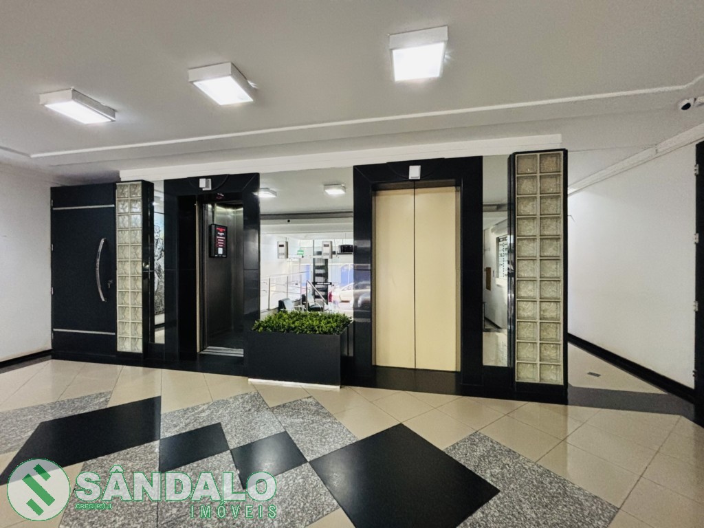 Sala Comercial para venda no Zona 01 em Maringa com 68,82m² por R$ 215.000,00