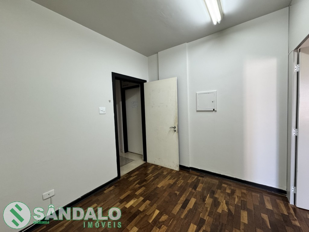 Sala Comercial para venda no Zona 01 em Maringa com 0m² por R$ 190.000,00