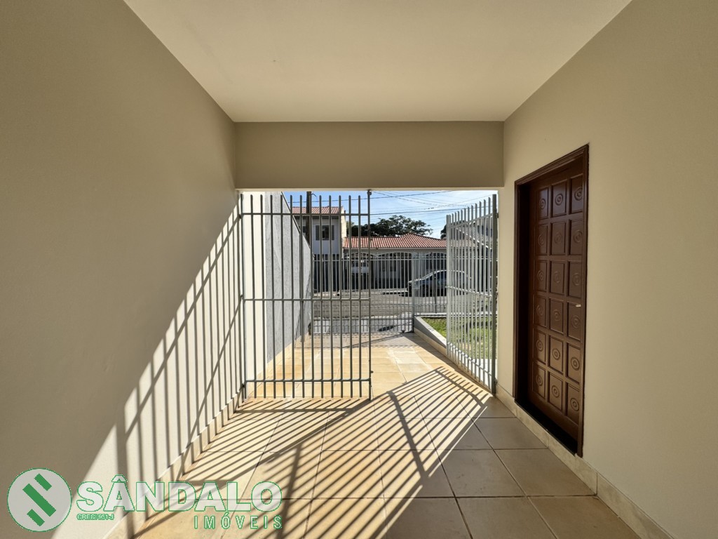Casa para locacao no Jardim Lucianopolis em Maringa com 300m² por R$ 4.180,00