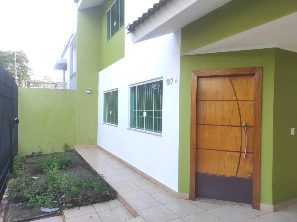 Sobrado para venda no Zona 07 em Maringa com 150m² por R$ 830.000,00