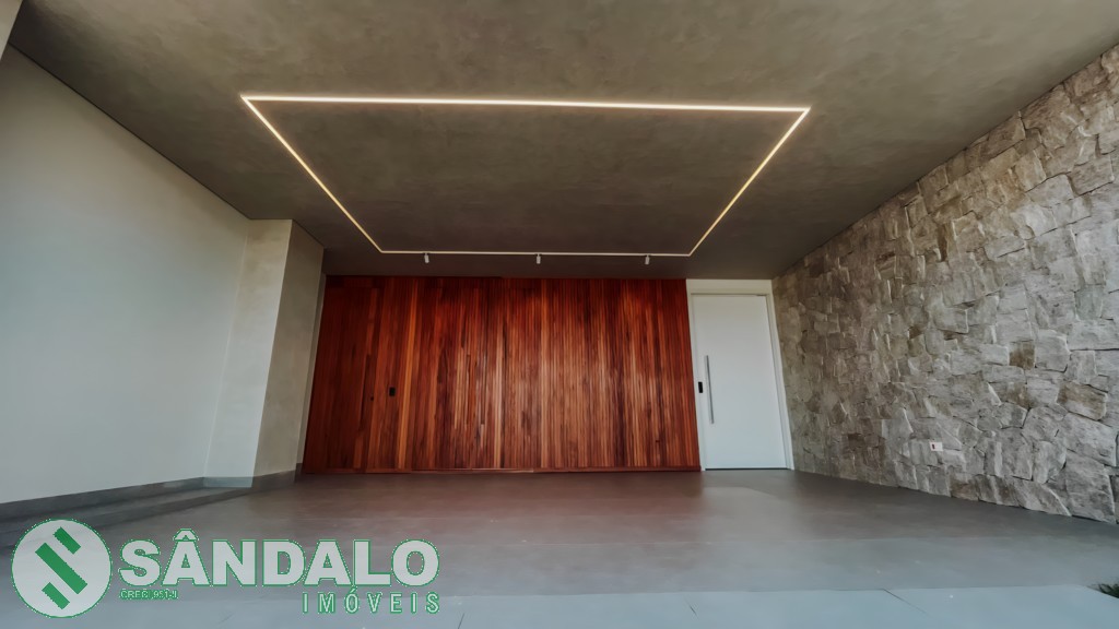 Casa em Condomínio para venda no Zona 02 em Cianorte com 360m² por R$ 1.990.000,00