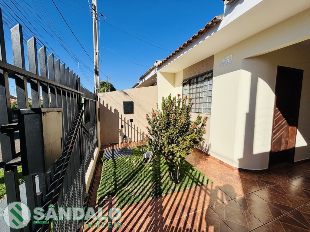 Casa para locacao no Jardim Paris em Maringa com 150m² por R$ 2.035,00