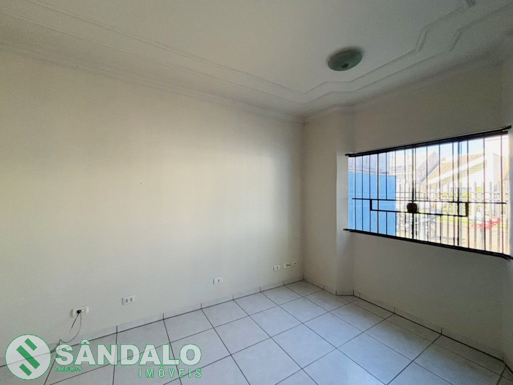 Casa para locacao no Zona 28 em Maringa com 0m² por R$ 2.640,00