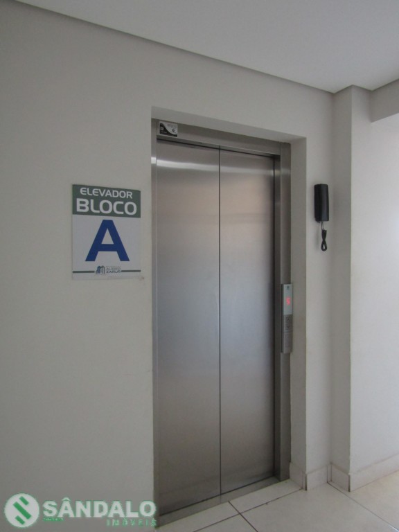 Apartamento para venda no Vila Vardelina em Maringa com 80,37m² por R$ 295.000,00
