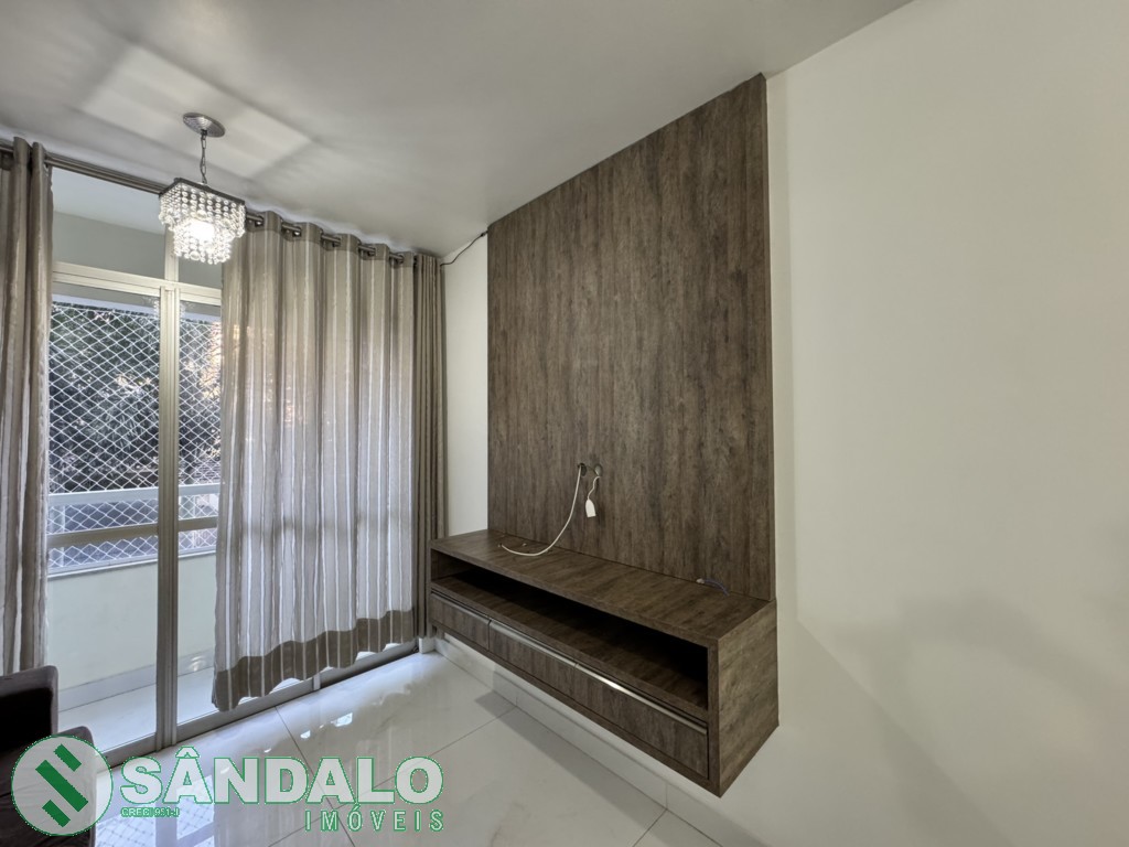 Apartamento para locacao no Zona 07 em Maringa com 0m² por R$ 2.530,00
