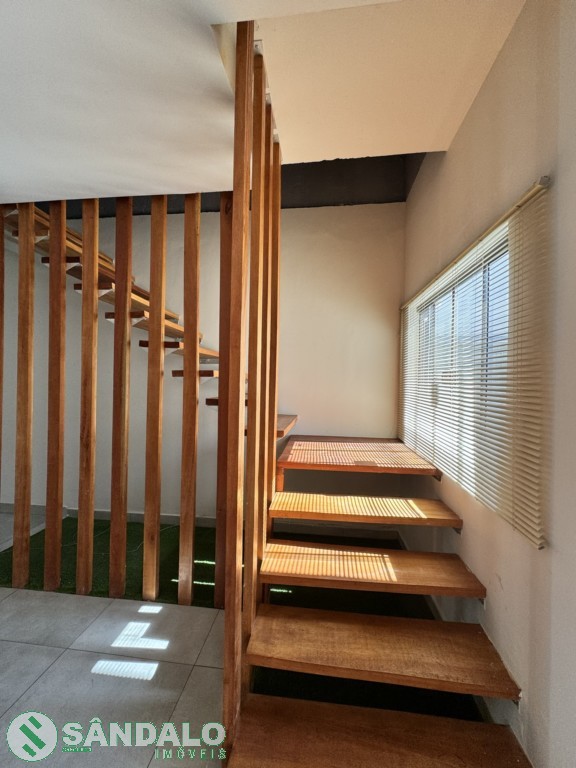 Sobrado para locacao no Jardim Universo em Maringa com 158m² por R$ 2.530,00