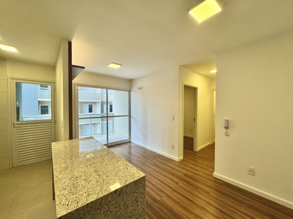 Apartamento para locacao no Jardim Aclimacao em Maringa com 111m² por R$ 2.750,00