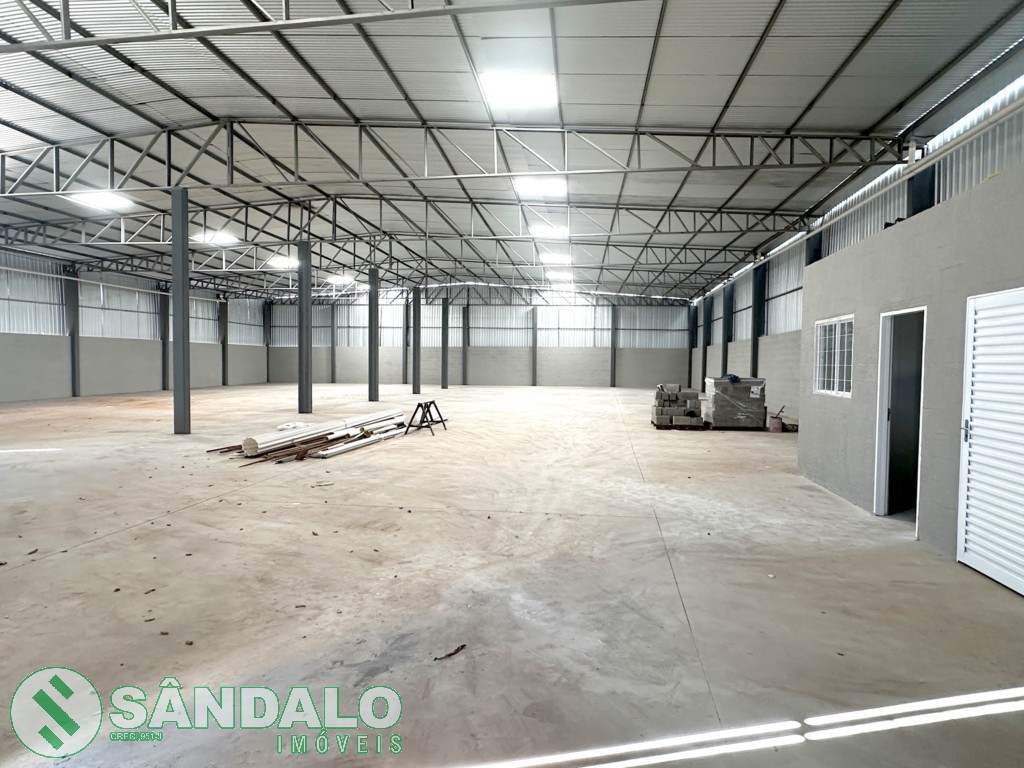 Barracão para locacao no Jardim Atlanta em Maringa com 610m² por R$ 13.200,00