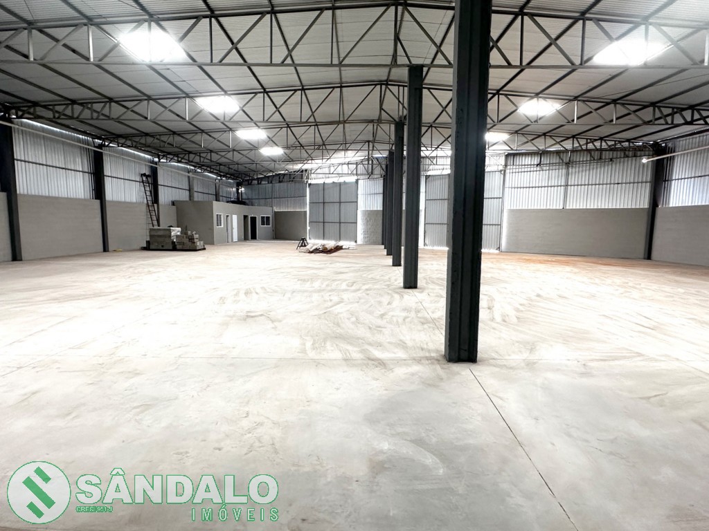 Barracão para locacao no Jardim Atlanta em Maringa com 610m² por R$ 13.200,00