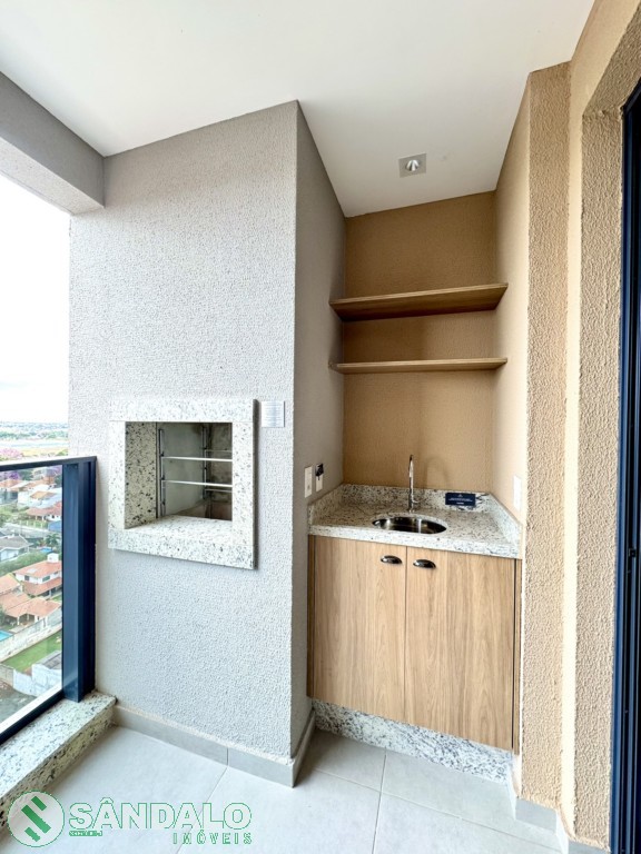 Apartamento para locacao no Zona 08 em Maringa com 0m² por R$ 4.070,00
