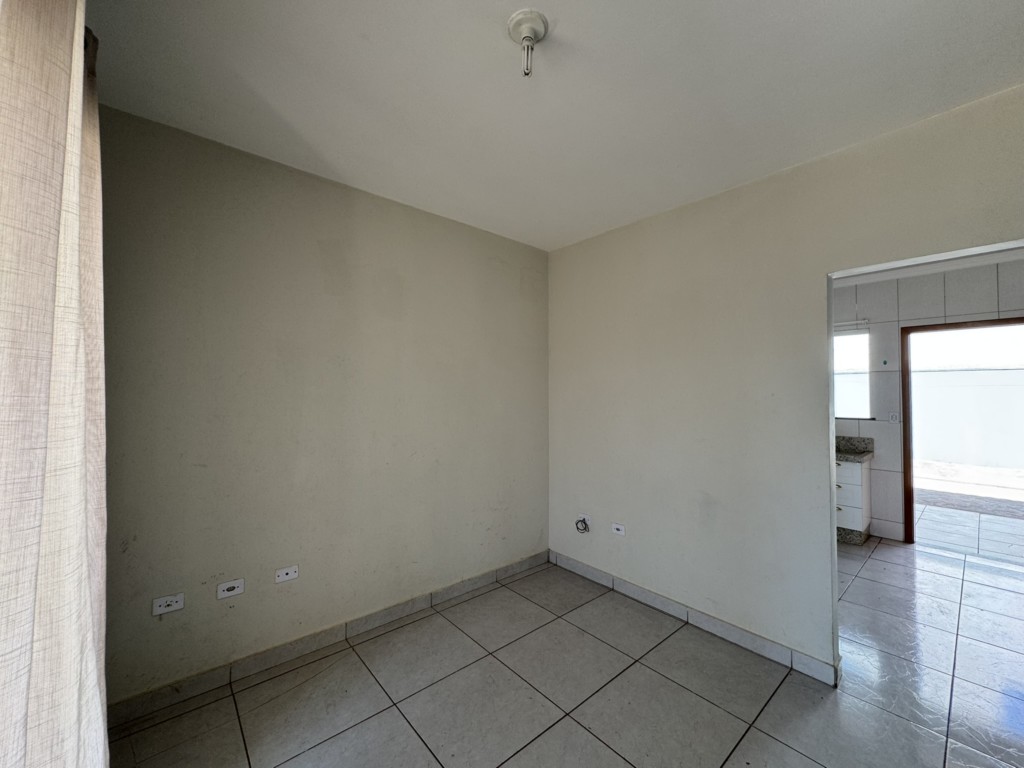Casa para venda no Jardim Universal em Sarandi com 127m² por R$ 180.000,00