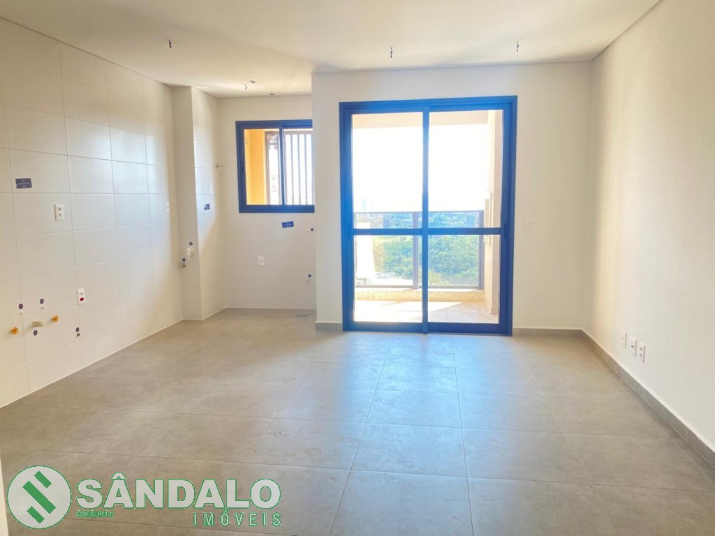 Apartamento para locacao no Zona 08 em Maringa com 0m² por R$ 4.400,00