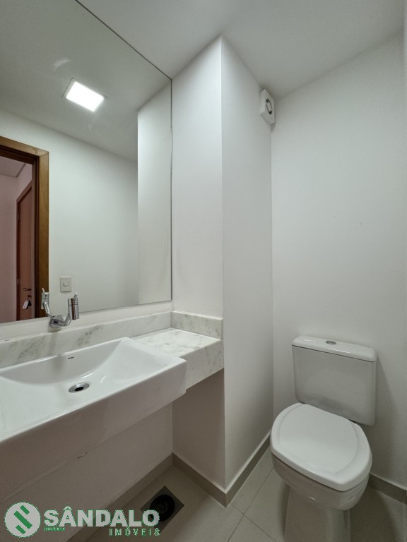 Apartamento para locacao no Zona 03 em Maringa com 0m² por R$ 4.180,00