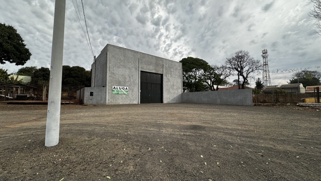 Barracão para locacao no Desconhecido em Iguatemi com 538,52m² por R$ 2.750,00
