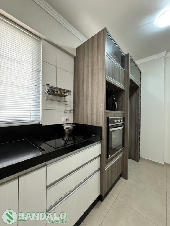 Apartamento para venda no Zona 03 em Maringa com 89,2m² por R$ 349.000,00