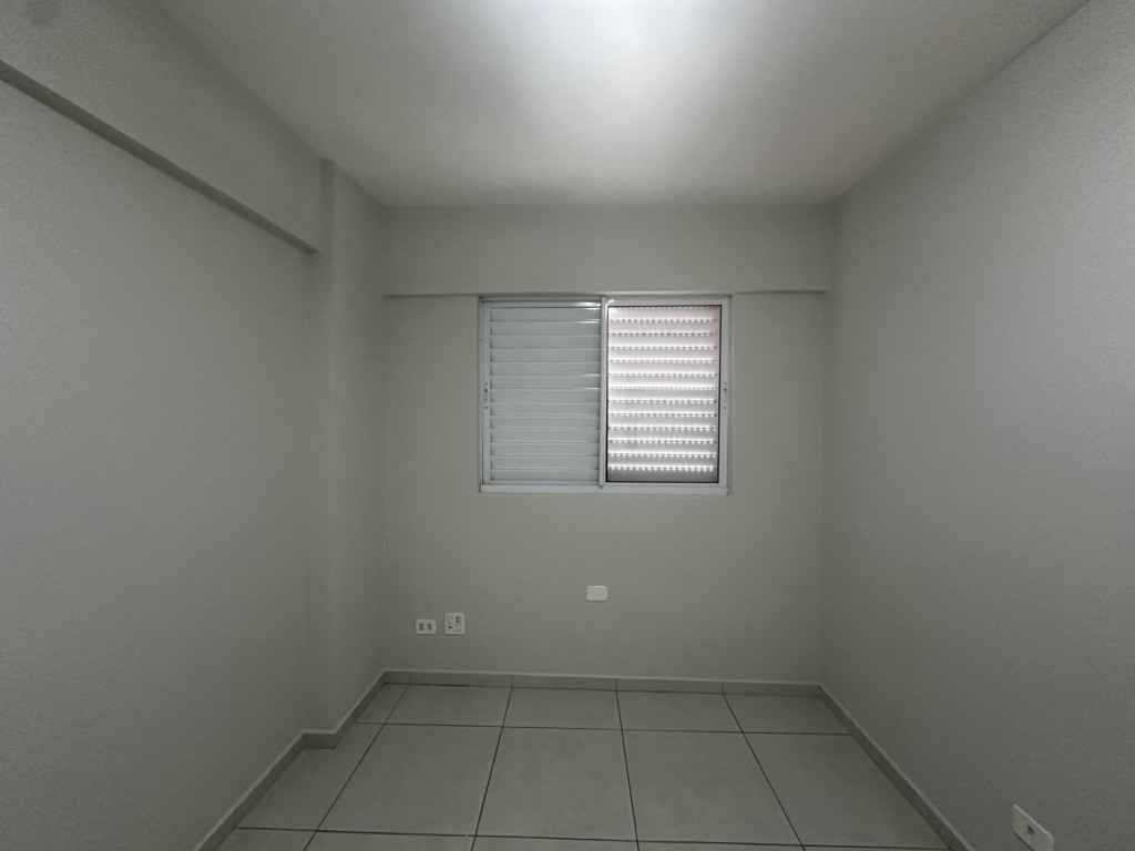 Apartamento para locacao no Zona 07 em Maringa com 80m² por R$ 1.650,00