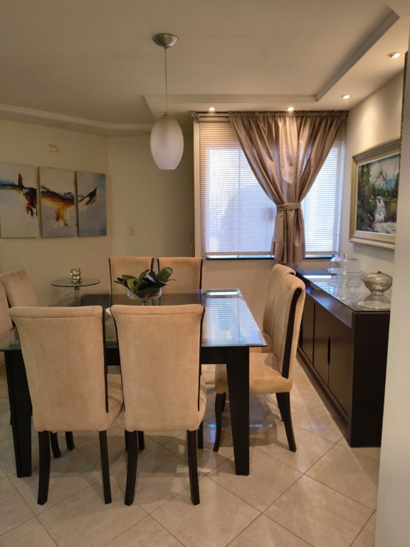 Sobrado para venda no Jardim Novo Oasis em Maringa com 320,17m² por R$ 1.100.000,00