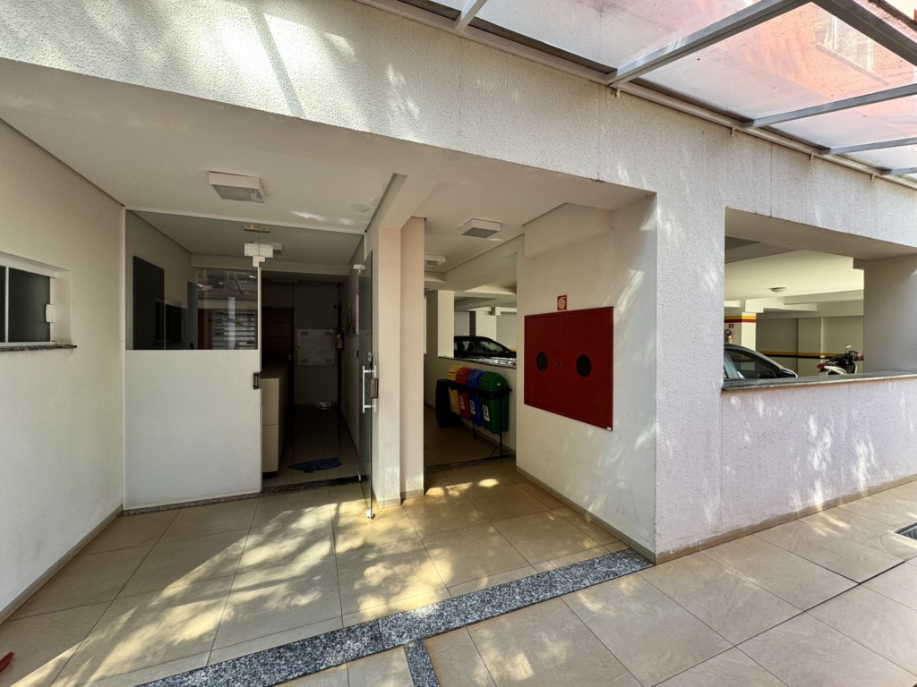 Apartamento para venda no Zona 07 em Maringa com 30m² por R$ 198.000,00