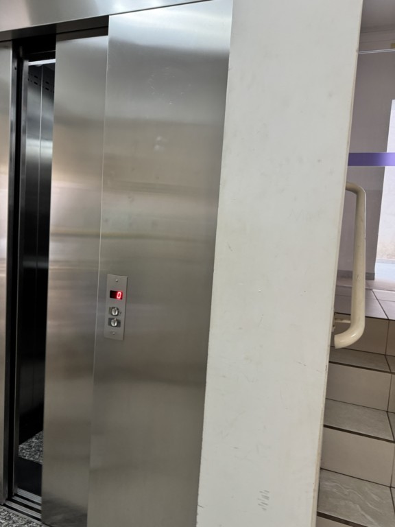 Apartamento para venda no Zona 07 em Maringa com 30m² por R$ 198.000,00