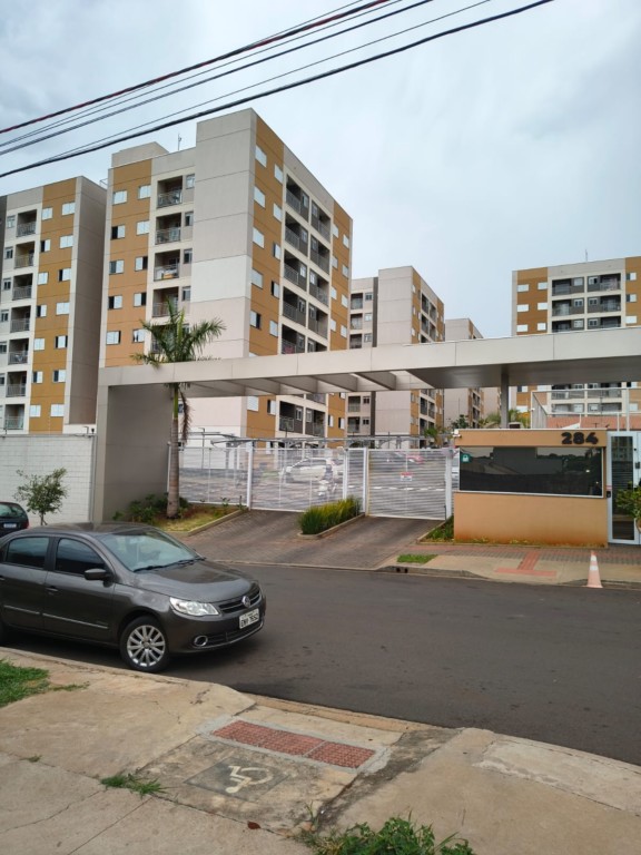 Apartamento para venda no Jardim Tropical em Maringa com 78,49m² por R$ 285.000,00