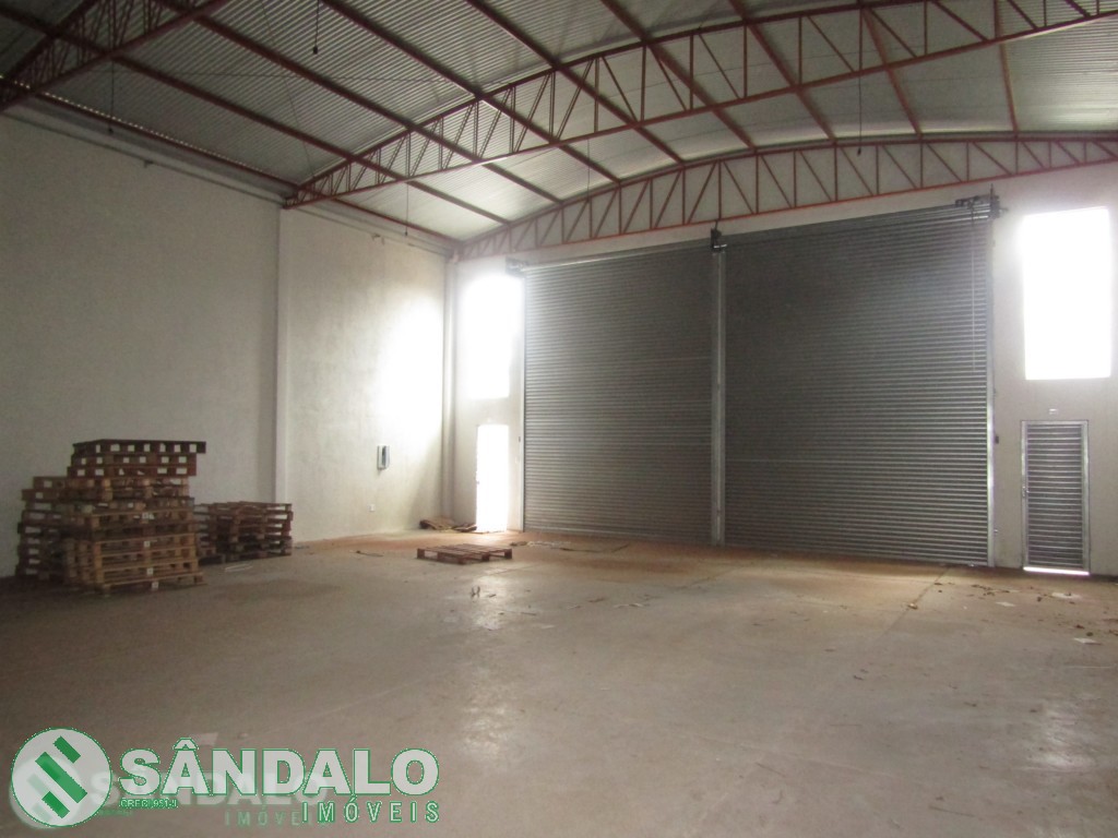 Barracão para venda no Condominio Santa Marina em Maringa com 300,13m² por R$ 850.000,00