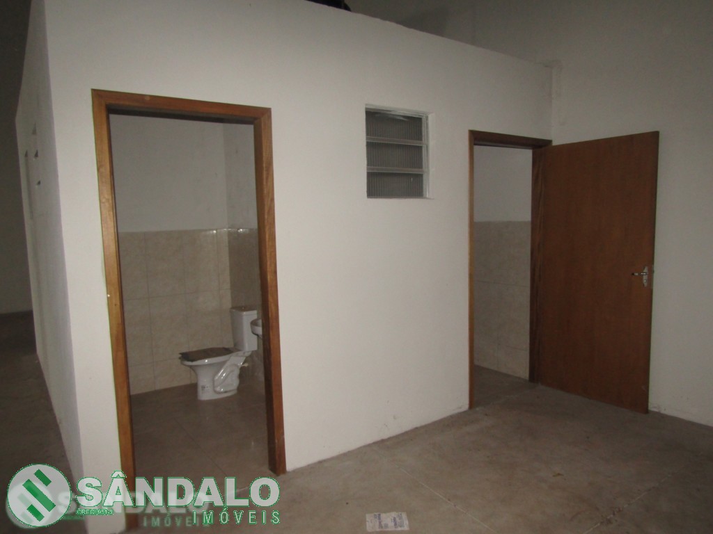 Barracão para venda no Condominio Santa Marina em Maringa com 300,13m² por R$ 850.000,00