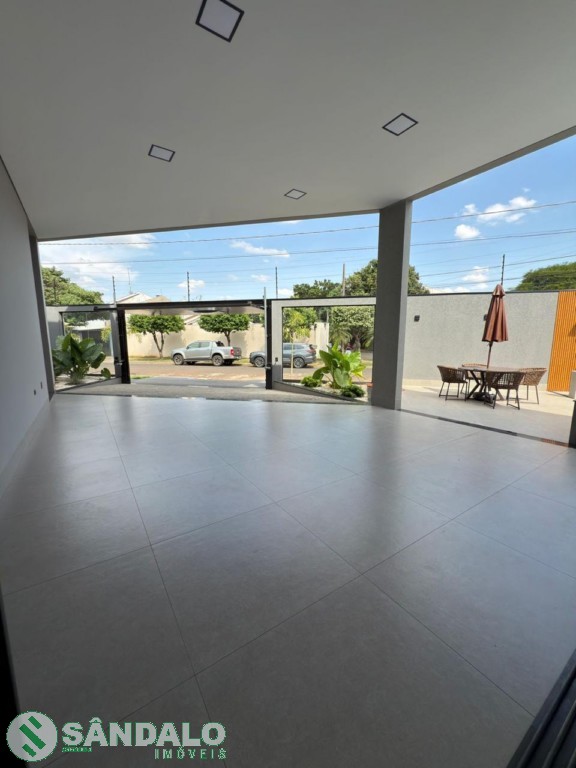 Casa para venda no Jardim Paris III em Maringa com 391m² por R$ 2.200.000,00